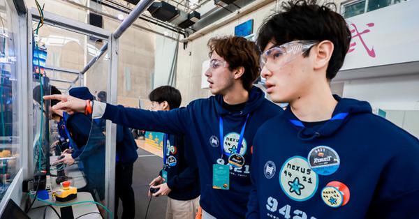 Global student teams gather for robotics