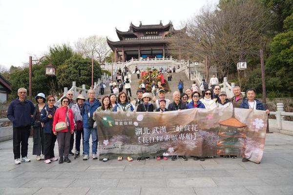 Tourists from Hong Kong recently enjoyed a five-day in-depth tour in Hubei province, immersing themselves in its natural landscapes and cultural heritage. (Photo provided to chinadaily.com.cn)