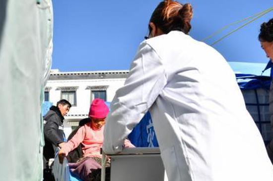 China boosts medical innovation for public health