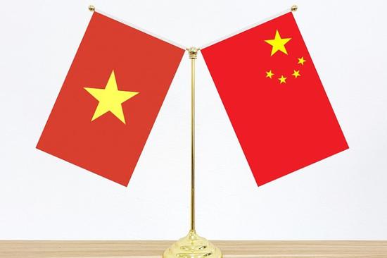 Chinese, Vietnamese top leaders hold talks in Beijing