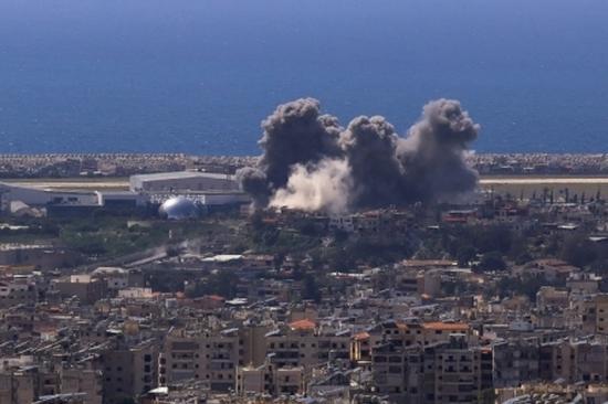 France's Macron to meet with Lebanon's PM in Paris on Tuesday: Elysee