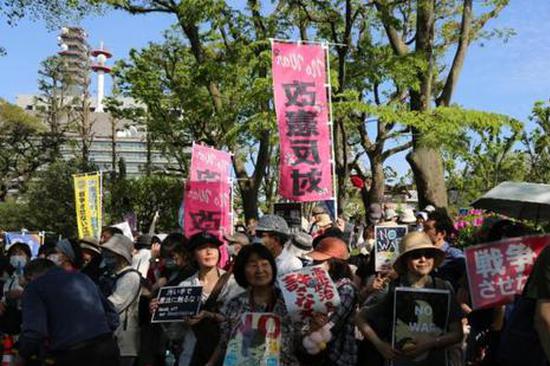 Japan eases arms export rules, drawing public concern