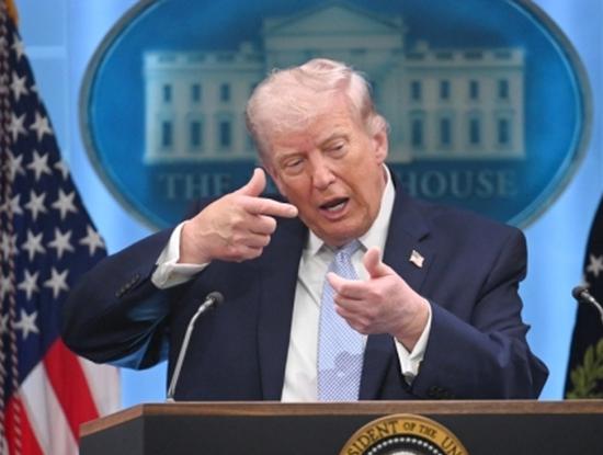 Trump extends U.S. ceasefire with Iran