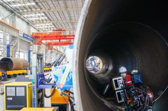 China delivers largest domestically built LNG carrier