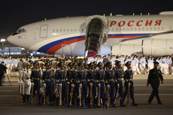 Putin wraps up China visit, leaves Beijing
