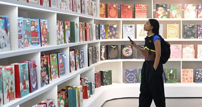 Chinese, American students explore 'world supermarket' Yiwu 