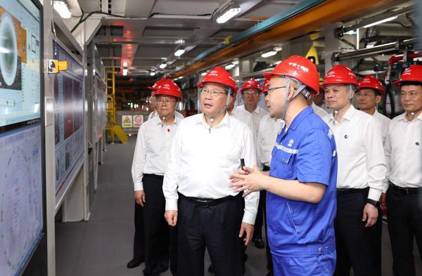 Chinese Premier Li Qiang inspects the Jintang undersea tunnel of Ningbo-Zhoushan high-speed railway in Ningbo, east China's Zhejiang Province, on May 26, 2026.  (Xinhua/Huang Jingwen)