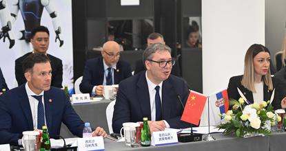 Serbian president meets representatives of Chinese companies in Zhejiang