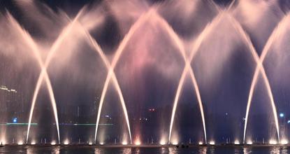 Tech and light show illuminates nightscape in Hangzhou, Zhejiang