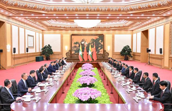 Chinese President Xi Jinping holds talks with President of Myanmar Min Aung Hlaing, who is on a state visit to China, at the Great Hall of the People in Beijing, capital of China, June 16, 2026. (Xinhua/Yin Bogu)