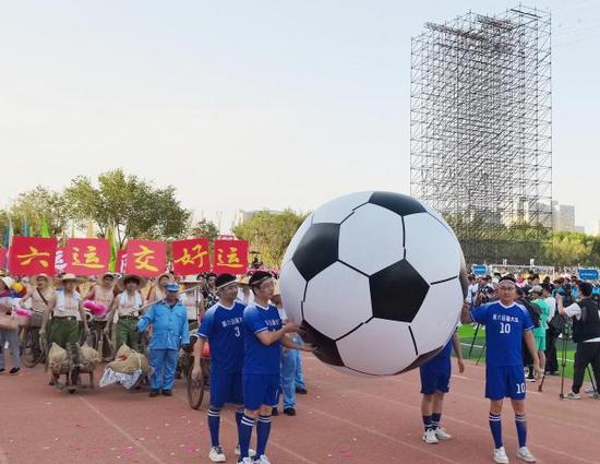 The 2026 Xinjiang Bing Chao Football Super League kicked start on July 18