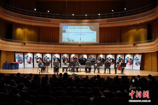 Young musicians with autism perform at the Yong Siew Toh Conservatory of Music, National University of Singapore. (Photo provided by the interviewee)