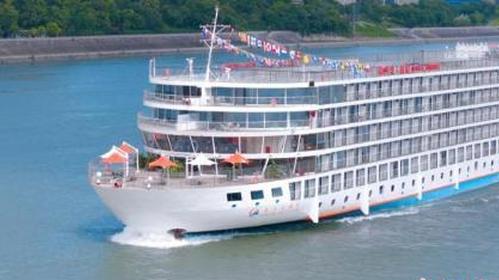 China launches new energy hybrid cruise ship on Yangtze River