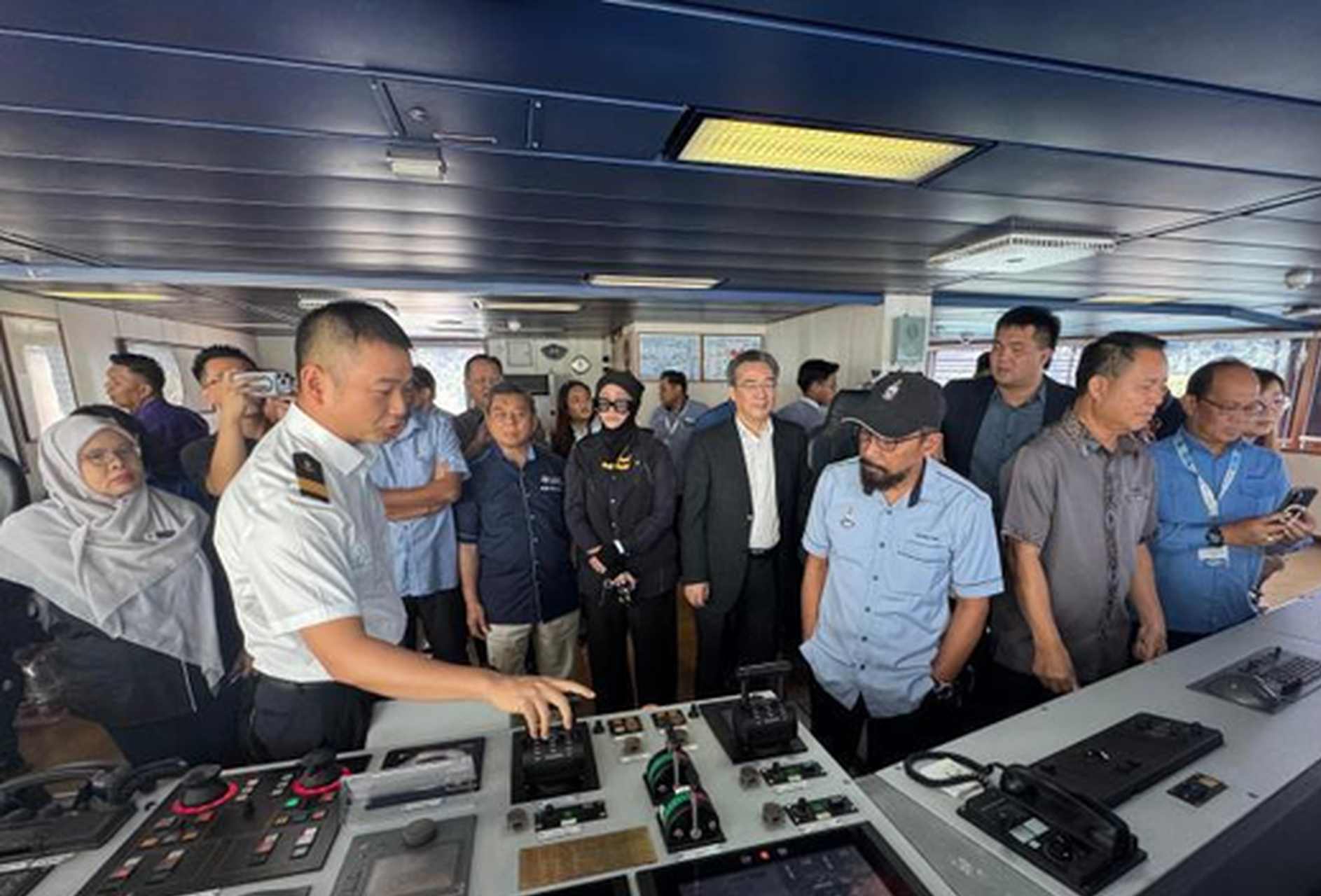 Chinese research vessel Tan Kah Kee makes first visit to Sabah, Malaysia