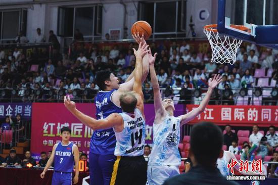 The 2026 Tongjiang "Border Super League" ChinaRussia Basketball Invitational, August 15, 2026. (Photo: Publicity Department of Tongjiang Municipal Party Committee)