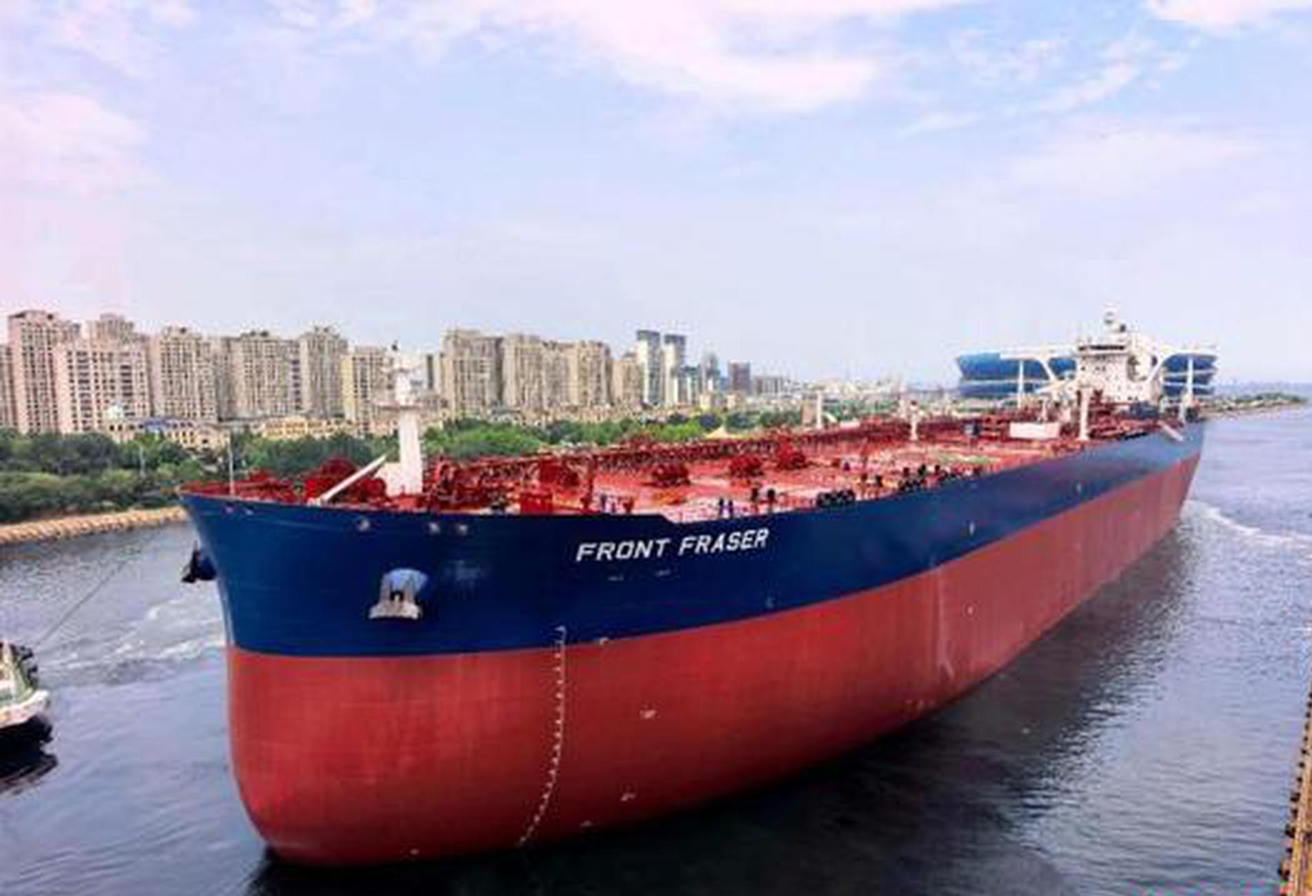 China-built VLCC featuring green technologies delivered in Dalian