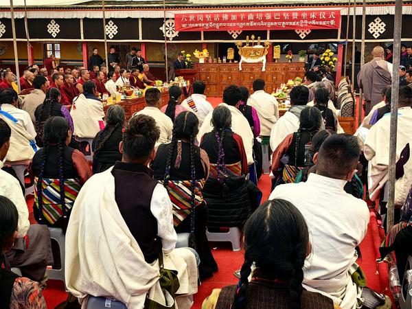 The 6th Gangchen Tulku Rinpoche enthroned at Gangchen Monastery in Xizang Autonomous Region