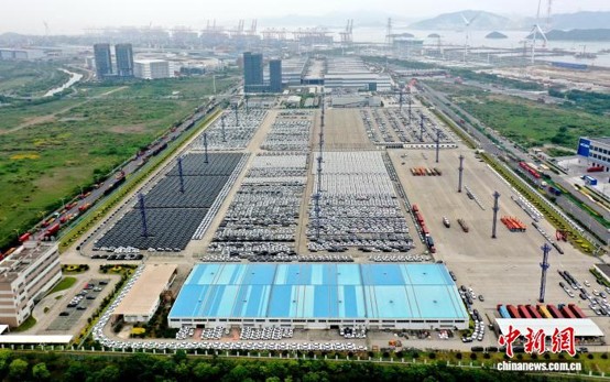 An aerial view of the dedicated container yard for new energy vehicles at CITIC Gangtong in Meishan, Ningbo, May 20, 2026. (Photo: China News Service/Zhang Peng)