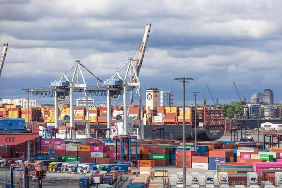 France and Germany warned against protectionist measures after EU letter