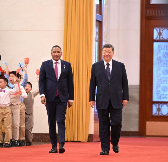 Chinese President Xi Jinping holds a welcome ceremony for Botswana's President Duma Gideon Boko in the Northern Hall of the Great Hall of the People prior to their talks in Beijing, capital of China, Oct. 13, 2026. Xi held talks with Boko, who is on a state visit to China, in Beijing on Tuesday. (Xinhua/Li Xiang)