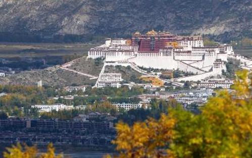 94-year-old Chinese man goes viral after solo trip to Xizang