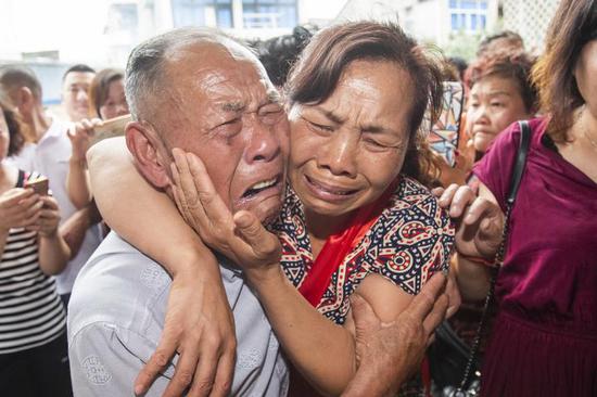 温州表姐妹与亲人失散37年 凭一句乡音寻得回家路