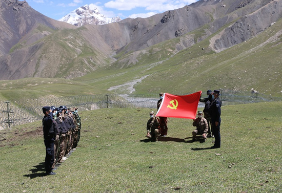 黑牙克恰提边境派出所三项措施提升基层党建工作质量-中新网·新疆