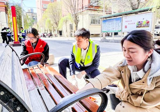 高新区新市区聚焦群众需求以多样形式点亮群众幸福生活七十一