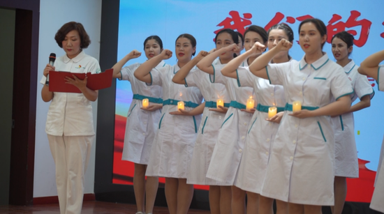 新疆库车市人民医院举行庆祝512国际护士节文艺汇演