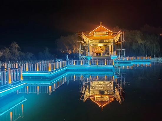 泽普县:实施亮化提升 方便群众出行 扮靓城市夜景