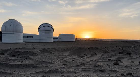 冷湖实验室“火星”营地和夕阳 杨宏伟摄