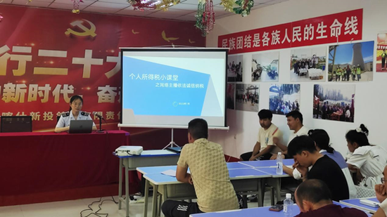 喀什经济开发区税务局:税务力量赋能助力乡村振兴-中