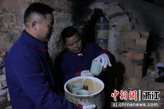 浙江衢州江山三卿口龙窑：百年窑火重燃 薪火相传现芳华-中国新闻网-浙江新闻