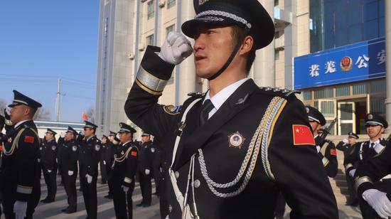 人民警察宣誓图片图片