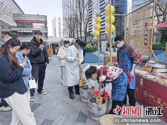 巨型龍珠亮相杭州餘杭全民喜迎宋福杭州年