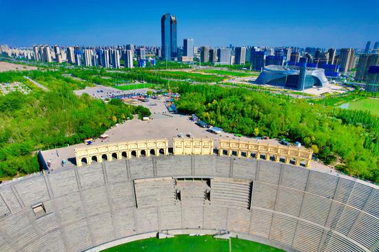 各类大型游乐设施的"助阵"丰富了阅海公园的可玩性.