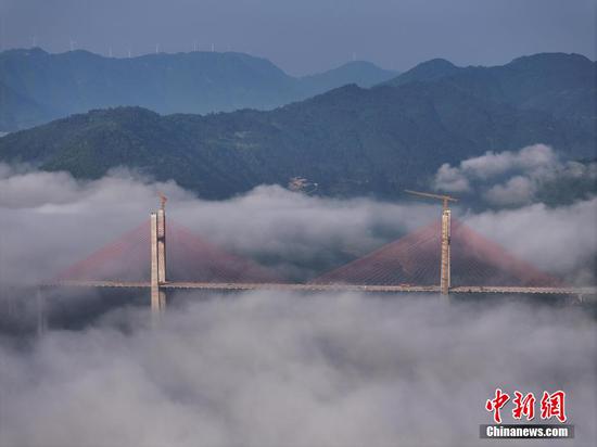 贵州云雾特大桥图片