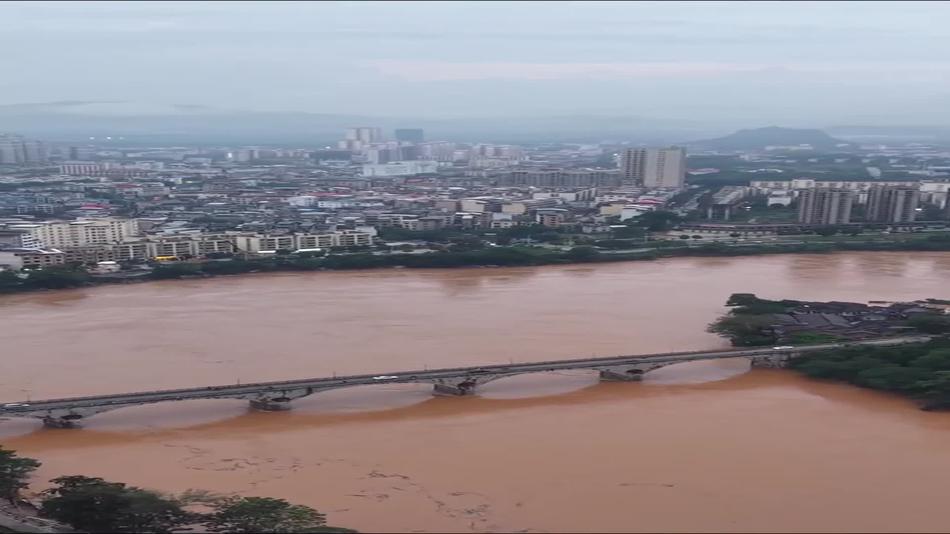 广西崇左市多条河流水位上涨 出现超警