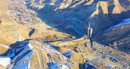 阜康市四工河水库施工现场航拍。魏鹏慧 摄3