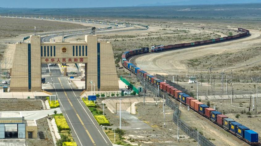 阿拉山口国门（资料图）。

