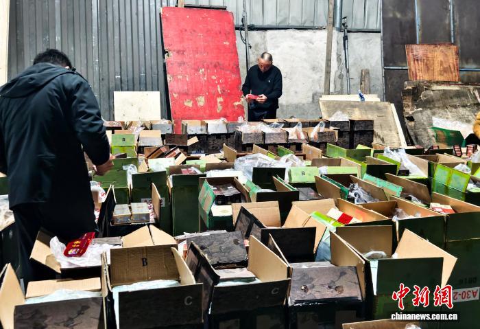 桂林成功破获556万元跨区域非法经营卷烟案