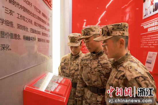 武警浙江总队湖州支队“下队第一课”教育活动。武警浙江总队湖州支队供图