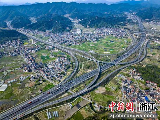 杭金衢高速直埠枢纽。&nbsp;杭州南管理中心&nbsp;供图