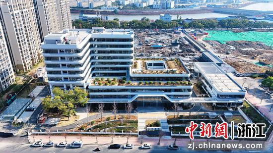 处于建设阶段的黄岩永宁医院。谢路静&nbsp;摄