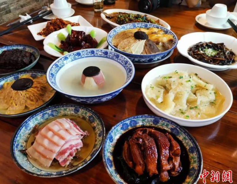 本帮“老八样” 扣碗团圆宴