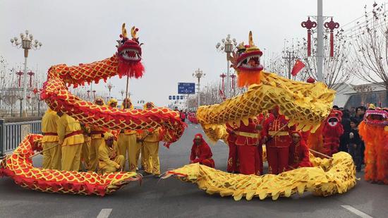 社火舞龙队。