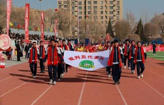 a9062ff2da9465d7e4a62b57b5c6fec9