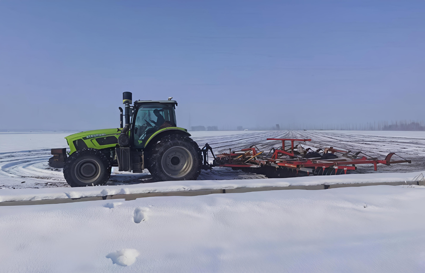 冰雪初融机械鸣 春潮涌动备耕忙——八师一四九团机械化雪促春播