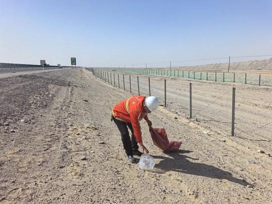 4263e4fd3fe65108d8434fd4a09f5963