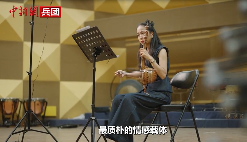 【我爱新疆】阿依古丽：艾捷克伴我诉乡情